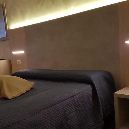 Domus Roma Otel Dış mekan fotoğraf