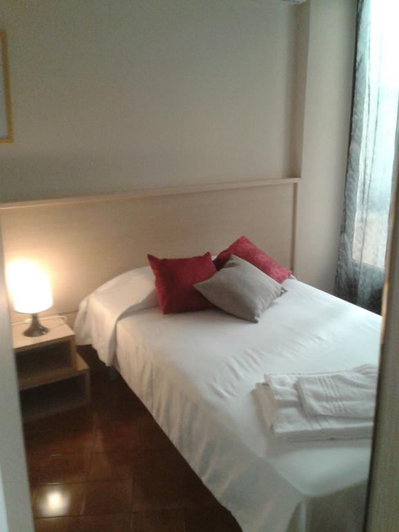 Domus Roma Otel Oda fotoğraf