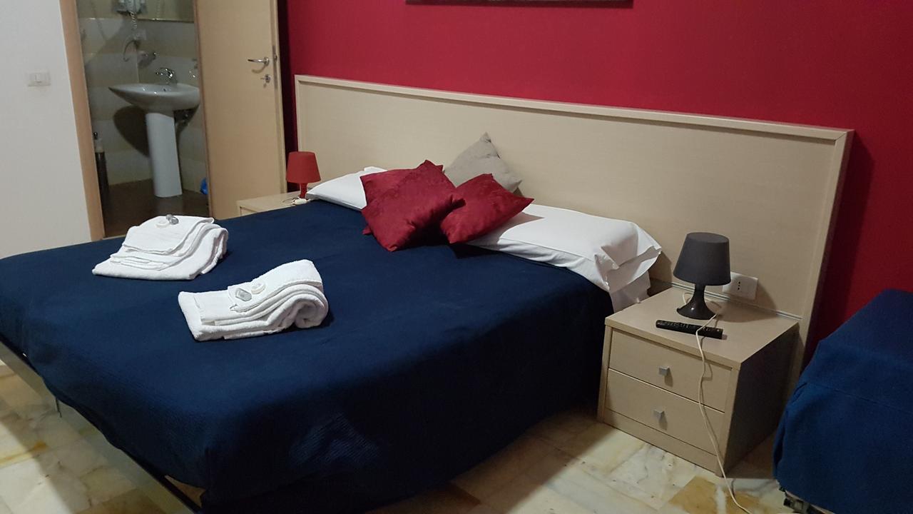 Domus Roma Otel Dış mekan fotoğraf