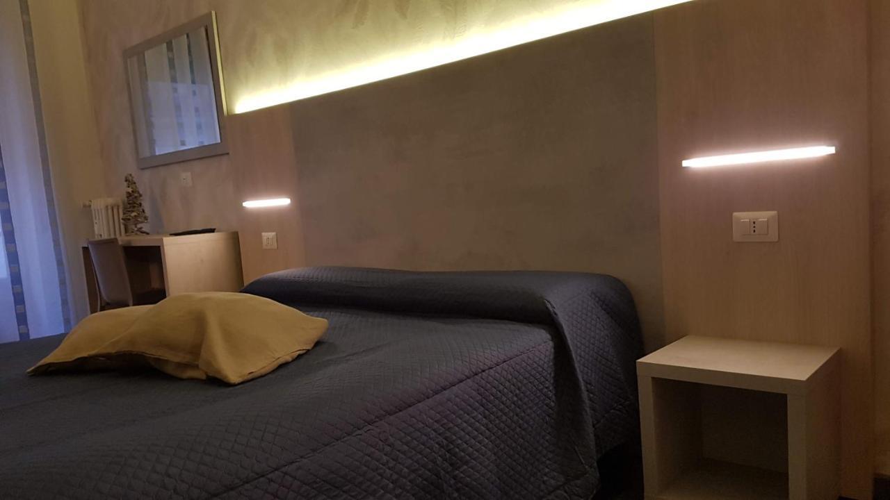 Domus Roma Otel Dış mekan fotoğraf