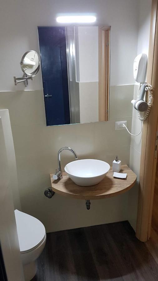 Domus Roma Otel Dış mekan fotoğraf